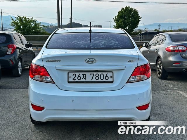 Hyundai Accent Diesel 1.6 VGT Smart — пробег 216 931 км — фото 5 из 5