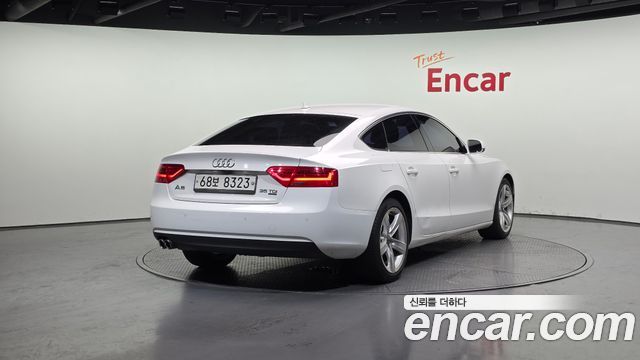 Audi A5 35 TDI Quattro Sportback 8TA — пробег 76 107 км — фото 2 из 5