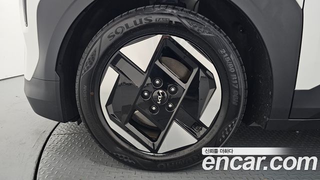 Kia EV3 из Кореи Encar