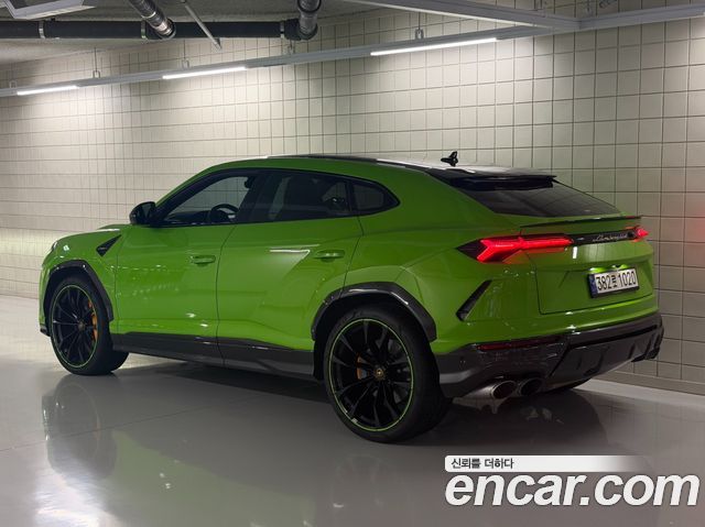 Lamborghini Urus 4.0 V8 — пробег 39 000 км — фото 3 из 5