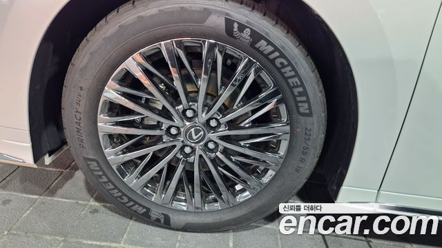 Lexus LM из Кореи Encar