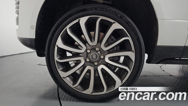 Land Rover Range Rover 4.4 SDV8 AB LWB DIESEL — пробег 224 840 км — фото 5 из 5
