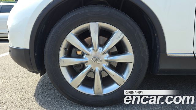 Infiniti EX из Кореи Encar