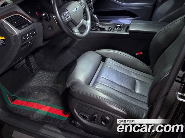 Hyundai Genesis из Кореи Encar