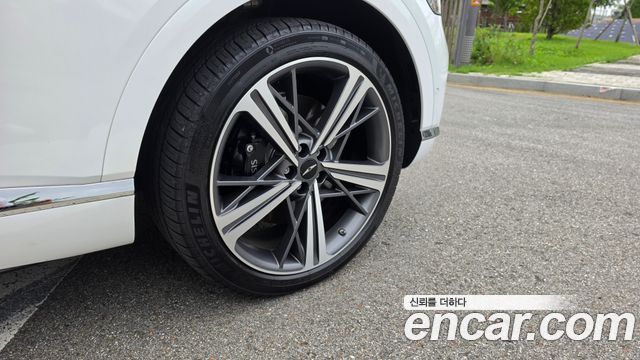 Genesis GV80 из Кореи Encar