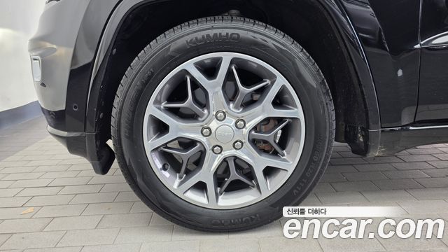 Jeep Cherokee из Кореи Encar