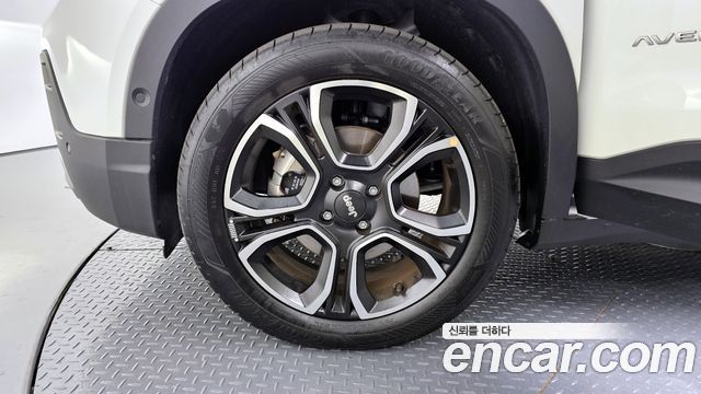 Jeep Avenger из Кореи Encar