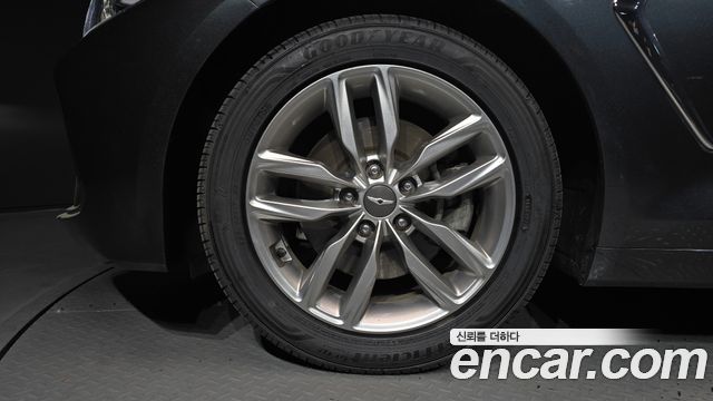 Genesis G70 из Кореи Encar