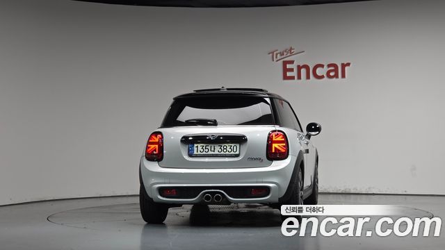 Mini Cooper HIGH 3rd — пробег 53 623 км — фото 4 из 5