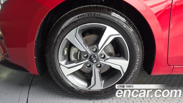 Kia K3 из Кореи Encar