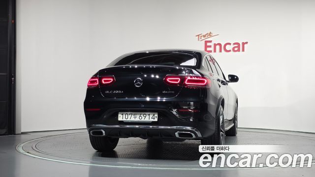 Mercedes-Benz GLC-Class GLC220 d 4MATIC Coupe — пробег 74 322 км — фото 4 из 5