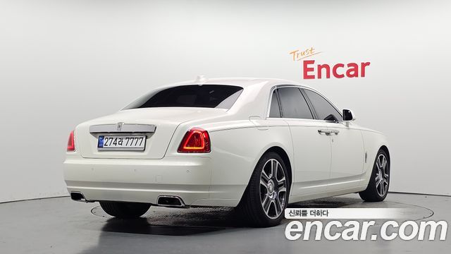 Rolls-Royce Ghost 6.6 V12 — пробег 81 746 км — фото 2 из 5