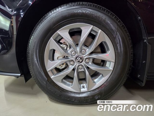 Toyota Sienna 2.5 Hybrid AWD — пробег 8 846 км — фото 5 из 5