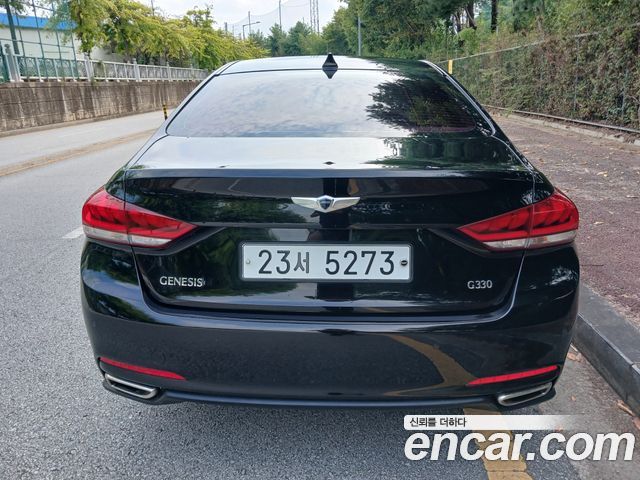 Hyundai Genesis из Кореи Encar