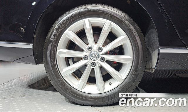Volkswagen Passat 2.0 TDI — пробег 80 798 км — фото 5 из 5